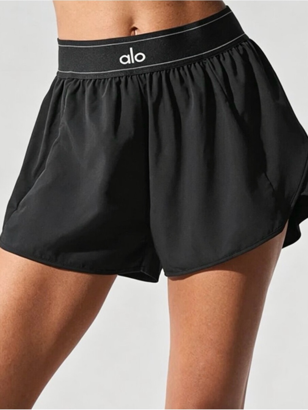 ALO Yoga Black Elastic-Waist Athletic Shorts
